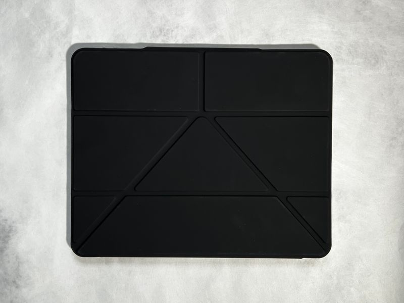 Case Logfer Origami iPad Pro 11 (2024) Black Heart Spring Black pr_0077040  in the online store Oriental Case in Kyiv from the Ukrainian brand Orientalcase ✅