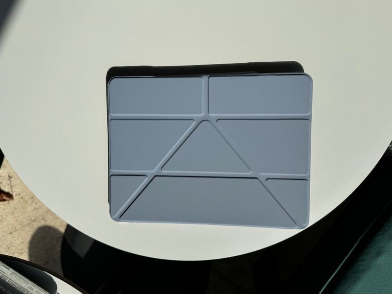 Case Logfer Origami iPad Pro 11 (2024) Lavender Grey Heart Spring Purple pr_0076403  in the online store Oriental Case in Kyiv from the Ukrainian brand Orientalcase ✅